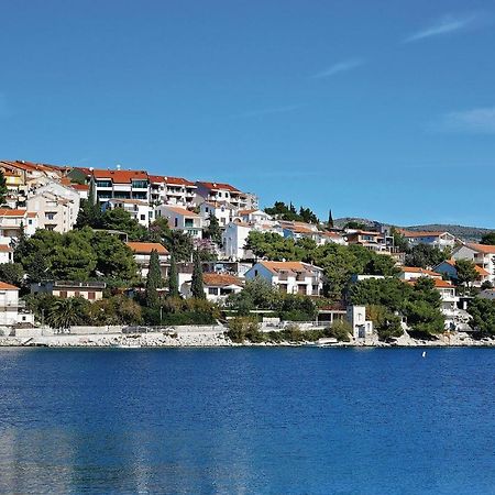 Beautiful Apartment In Rogoznica With Wifi Esterno foto