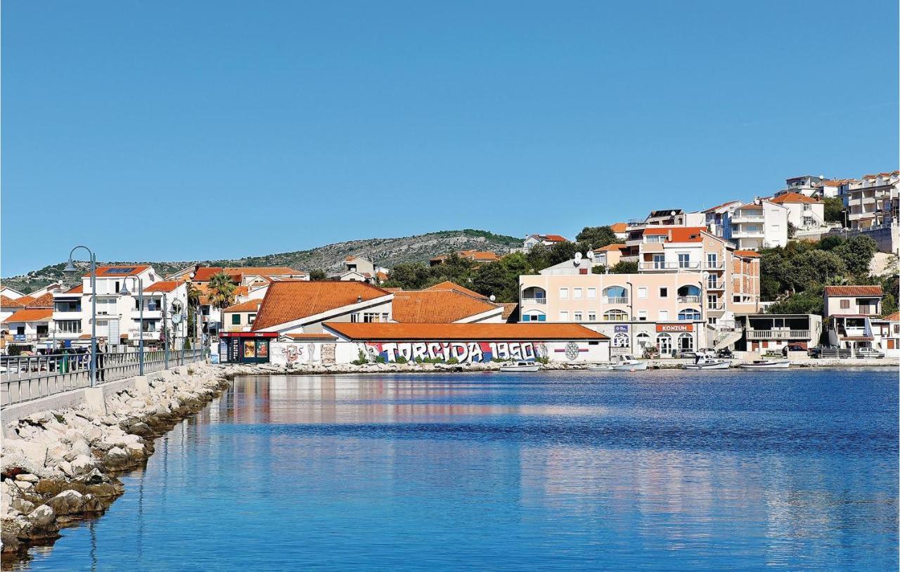 Beautiful Apartment In Rogoznica With Wifi Esterno foto